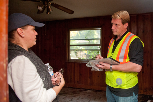 Inspector Franklin Pietraszuk with Applicant